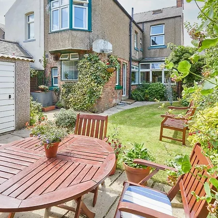 Host & - Edwardian Seaside Townhouse *